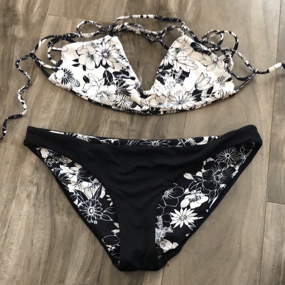 Reversible bikini - Picture 3 of 3